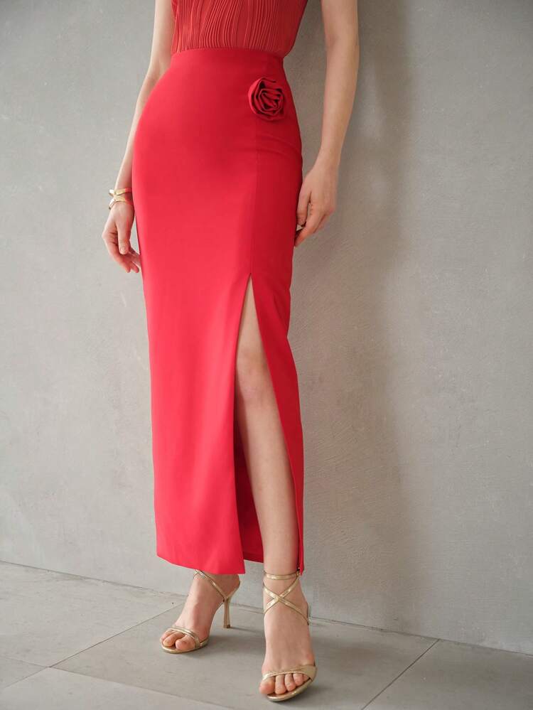 SOLID STEREO FLOWER DETAIL SPLIT THIGH SKIRT