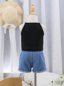 SHEIN Baby Girl Knitted Top And Denim Shorts Set - Light Wash - View 2