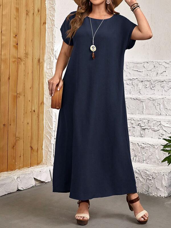EMERY ROSE Plus Size Vacation Style Short Sleeve Round Neck Dress