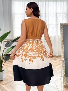 SHEIN Clasi 大尺碼無袖花色拼接連身裙，具有收皺設計的腰部適合假期配搭 - 彩色 - 查看 7