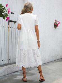 SHEIN VCAY 女士時尚舒適V領長裙，A字裙擺，適用於夏季度假 - 白色 - 查看 2