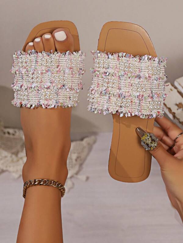 Sandales plates bohèmes d'été populaires pour femmes avec perles, convenant pour les occasions décontractées, la plage et les mariages, Saint-Valentin