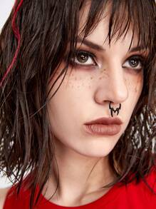 ROMWE Grunge Punk 1入組朋克復古鈎式公牛角鼻環 - 黑色 - 查看 1