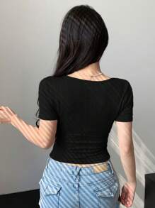 DAZY Áo thun nữ tay ngắn ôm sát cổ tròn lớn có khóa kéo nửa màu trơn họa tiết mùa hè - màu đen - Xem 4