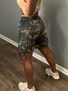 Women's Y2K Camouflage Multi-Pocket Loose Straight Leg Denim Shorts With Frayed Hem - Khaki - View 2