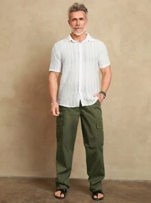 Manfinity Homme Camicia uomo a maniche corte, colore unito con colletto alla coreana e bottone frontale per outfit casual estivi