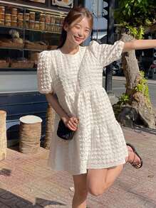 DAZY 女士夏季休闲纯色泡泡袖纹理连衣裙太阳裙