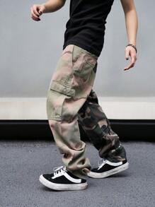 Manfinity EMRG Pantalones vaqueros casuales de pierna ancha con bolsillos y estampado de camuflaje, jeans holgados lavados estilo cargo, regalos para esposo, novio, Pantalones cargo de camuflaje para hombres