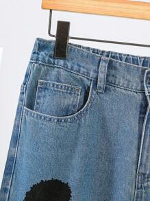 SHEIN Teen Boy Fashionable Casual Street Nostalgic Letter Print Cut Out Ripped Frayed Baggy Jeans For Summer Vacation And Dailywear