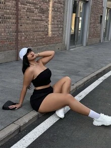POPSWAY Conjunto de Top tomara que caia em Plus Size com babado e Shorts, Cor lisa - Preto - Visão 3