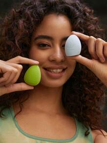 Rick and Morty X SHEIN 2pcs Cartoon & Letter Print Makeup Sponge Set - Green - View 7