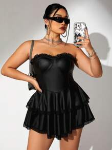 SHEIN ICON Vestido sin tirantes de verano de talla grande con encaje, capas con cordón en la cintura