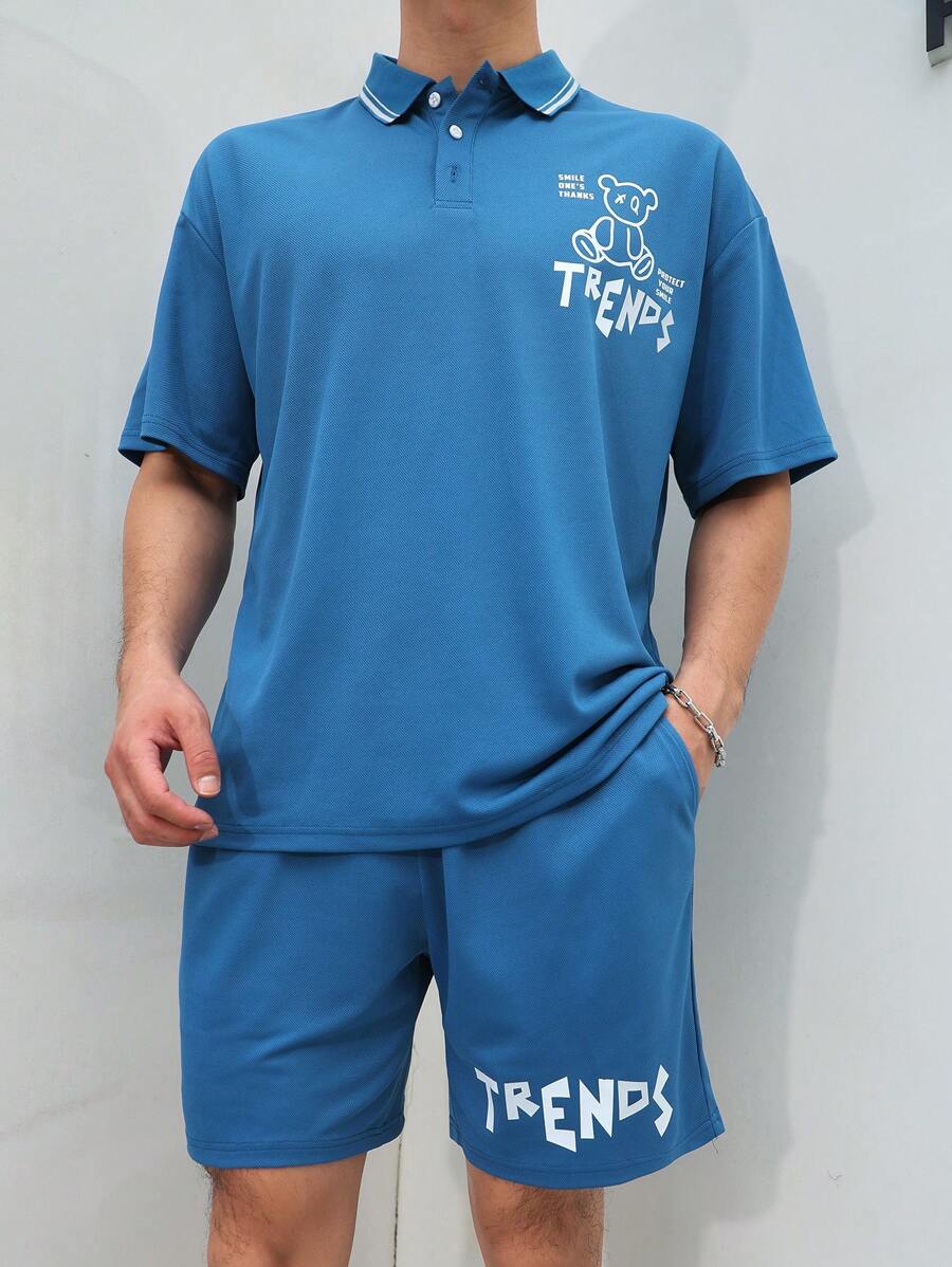 Manfinity Homme Set de cămașă polo și pantaloni scurți casual de vară pentru bărbați, cu imprimeu cu litere și urs - Albastru - Vizualizare 1