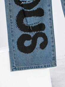 SHEIN Teen Boy Fashionable Casual Street Nostalgic Letter Print Cut Out Ripped Frayed Baggy Jeans For Summer Vacation And Dailywear