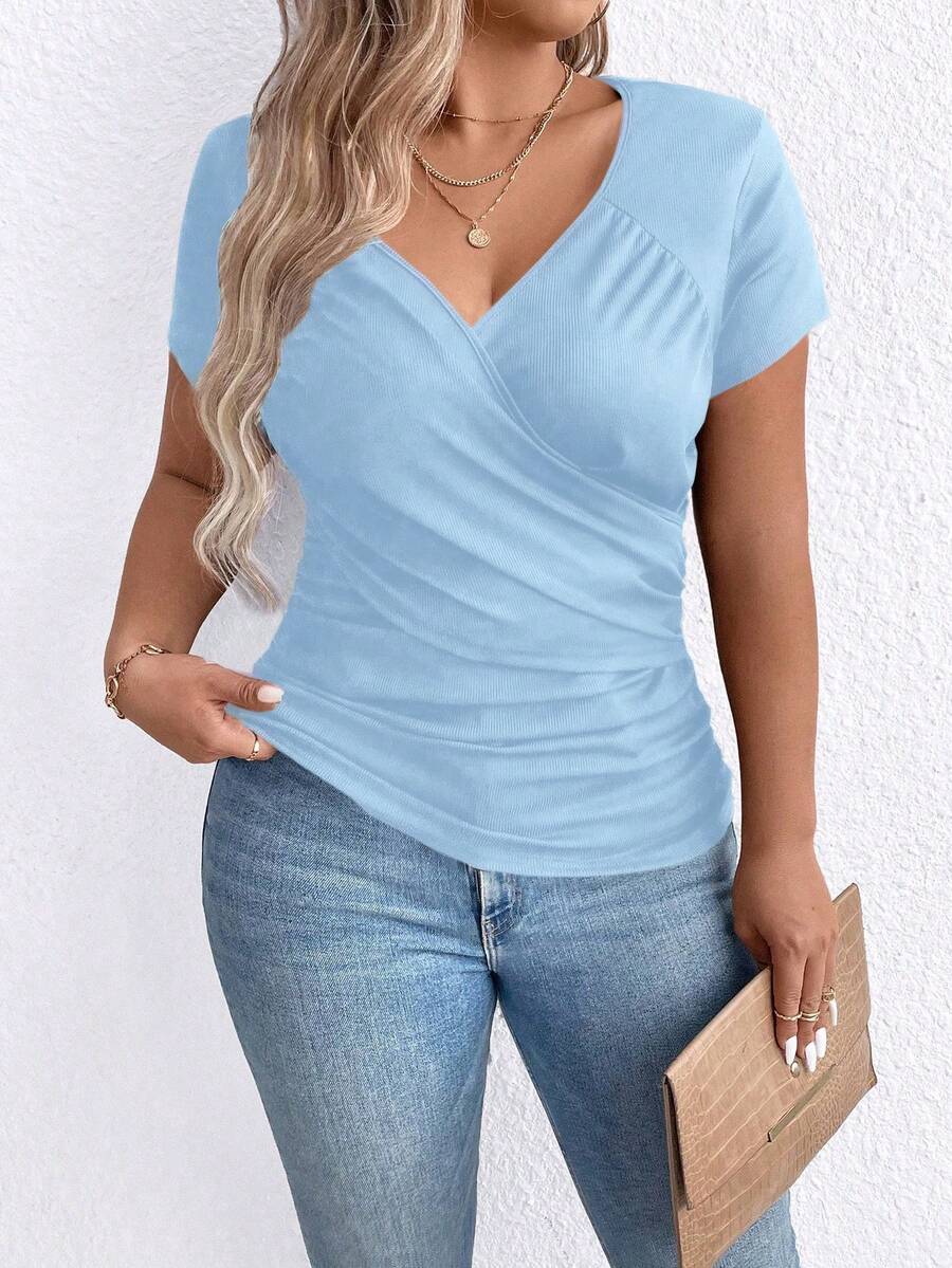 SHEIN Clasi 大尺碼女性實色V領蝙蝠短袖休閒夏季T恤 - 淺藍色 - 查看 1