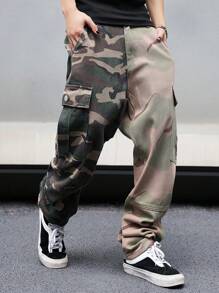 Manfinity EMRG Pantalones vaqueros casuales de pierna ancha con bolsillos y estampado de camuflaje, jeans holgados lavados estilo cargo, regalos para esposo, novio, Pantalones cargo de camuflaje para hombres