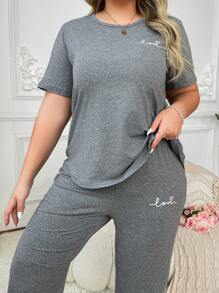 Plus Size Women's English Print Short Sleeve Top And Long Pants Pajama Set - Light Grey - View 5