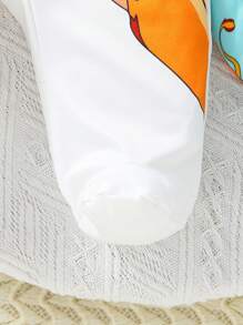 SHEIN 2pcs Newborn Baby Boys' Cute Lion Printed Romper Set, Homewear