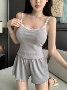 DAZY Phụ nữ dệt kim vải gân Spaghetti dây đeo quần short Pyjama Set với nơ trang trí đường viền cổ áo và viền ren - Xám - Xem 4
