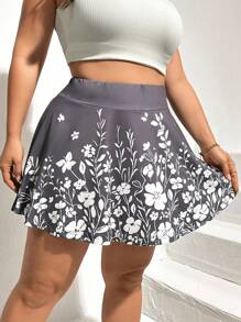 SHEIN Essnce Plus Size Women's Minimalist Flower Printed Shorts - Grey - View 3