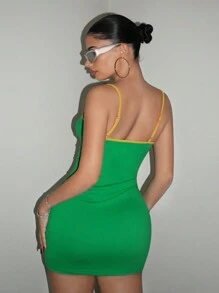 SHEIN ICON Vestido de tirantes espagueti impreso en inglés con estampado brasileño y contraste de ajuste, de corte ajustado para mujer - Verde - Ver 3