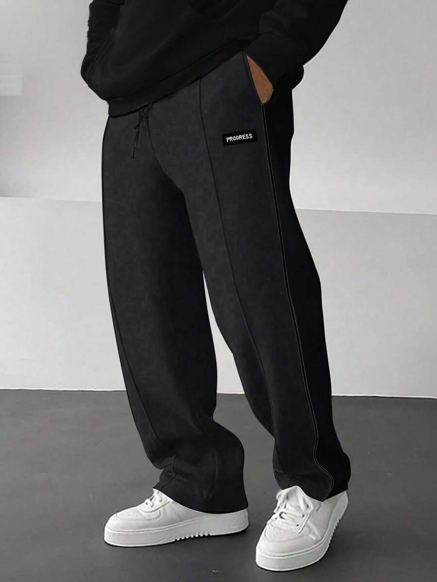 Manfinity Hypemode Loose Fit Men's Patch Detail Drawstring Waist Sweatpants - Black - View 1