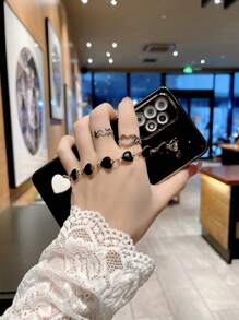 Funda de teléfono sólida con correa de mano con forma de corazón compatible con iPhone15/15Plus/15Pro/15Promax - Negro - Ver 4
