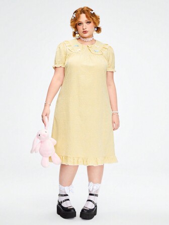 Kawaii Robe grande taille mignonne à col claudine à carreaux avec volants et nœud