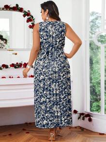 SHEIN Belle Vestido de verano sin mangas con volantes en el bajo y estampado para tallas grandes - Azul Marino - Ver 2