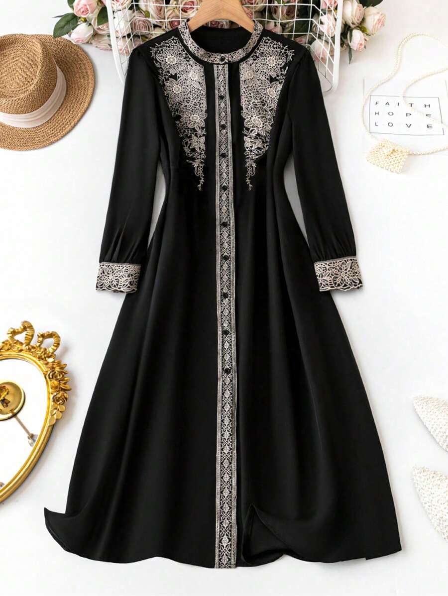 Celure 加大碼顏色拼接刺繡長袖襯衫裙帶飾花組刺繡 - 黑色 - 查看 1