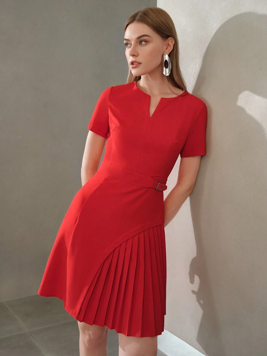 MOTF PREMIUM 實色 V領 雙扣腰設計 褶皺裝飾連身裙