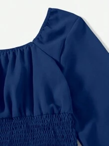 Mulvari Top corto de cintura fruncida para mujer con mangas largas y cuello cuadrado para primavera/verano