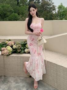 DAZY 女式雪纺花卉印花细肩带连衣裙，荷叶边下摆，适合夏季太阳裙