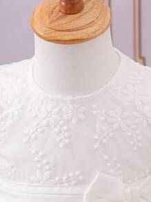 SHEIN Váy lưới thêu ngọt ngào cho bé gái có trang trí nơ và tay áo bong bóng, mùa hè - trắng - Xem 5