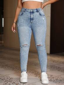 SHEIN ICON Plus Size Women's Slim Fit Daily Casual Jeans With Pockets And Distressed Detailing - Light Wash - View 3