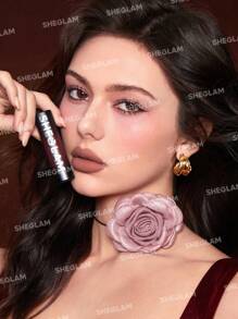 SHEGLAM أحمر شفاه غير لامع يدوم طويلاً من Dynamatte Boom (إصدار Ember Rose)-أحمر شفاه بلون فاتح غير قابل للتلف من Passion Valentines Gift أحمر شفاه غير لامع كريمي اللون حفل التخرج عيد ميلاد عطلة صيف خريف واي تو كيه أنيق أزياء نساء مكياج مستحضرات تجميل حفلة شاطئ سفر تخييم في الهواء الطلق مدرسة حرم جامعي رحلة مهرجانات ديكور هدية هدية وردة فتاة تنكر أفضل لون سحر أجواء