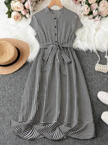 Vestido camisero con rayas y estampado para mujer con cinturón y cierre de botón único para primavera y verano - Blanco y Negro - Ver 1