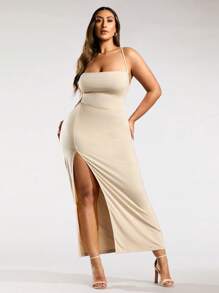SHEIN BAE Women's Plus Size Knitted Solid Spaghetti Strap High Slit Backless Dress Lace Detail Dress