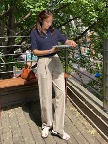 DAZY 女士純色POLO領短袖針織上衣，單排扭結花紋設計，適用於休閒場合 - 藏蓝色 - 查看 4