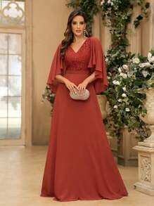 SHEIN Belle Vestido capa asimétrico de mujer elegante de chifón borgoña y encaje de contraste con cuello en V profundo y cuello en V en la espalda, perfecto como vestido de dama de honor para la temporada de bodas - Rojo - Ver 8
