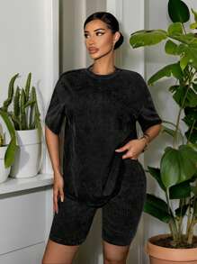 SHEIN SXY Women Summer Solid Color Round Neck Drop Shoulder Short Sleeve T-Shirt And Shorts Casual Loose Two-Piece Set