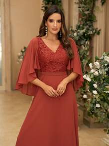 SHEIN Belle Vestido capa asimétrico de mujer elegante de chifón borgoña y encaje de contraste con cuello en V profundo y cuello en V en la espalda, perfecto como vestido de dama de honor para la temporada de bodas - Rojo - Ver 7