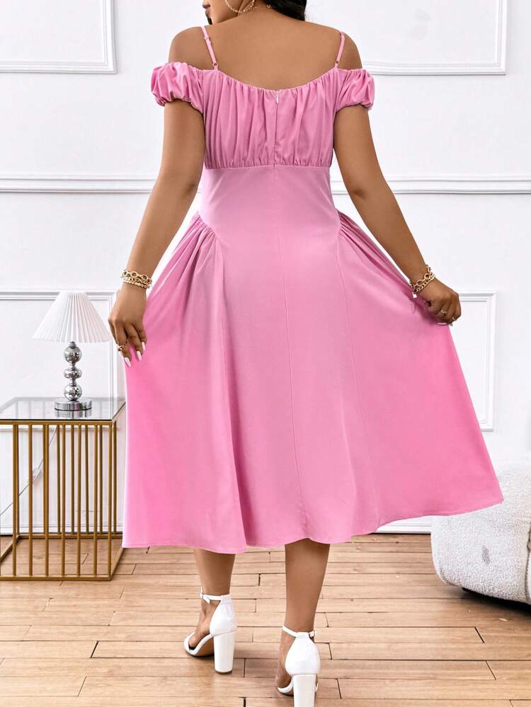 Plus Size Summer Casual Solid Color Cold-Shoulder Ruched Dress With Cinched Waist