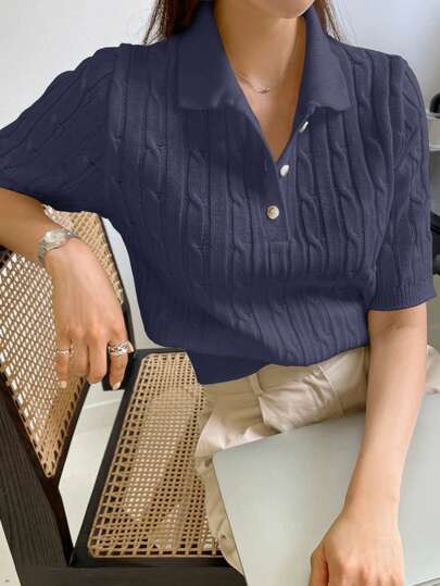 DAZY 女士純色POLO領短袖針織上衣，單排扭結花紋設計，適用於休閒場合