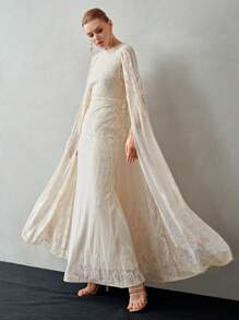 MOTF PREMIUM 對比色亮片披風袖洋裝