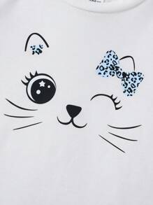 Conjunto de tres piezas informal y veraniego para niña, con estampado de leopardo de gato lindo y cuello redondo