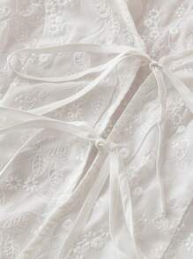 Soleia WYWH假日女士白色刺繡針織開衫，帶繫帶 - 白色 - 查看 3