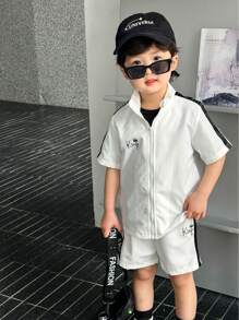 SHEIN 男童寬鬆短袖襯衫領夾克和短褲套裝,印有字母圖案,春夏兩季舒適休閒 - 白色 - 查看 4