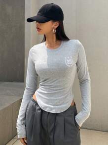 DAZY 女式春夏字母印花裹身下摆弧形下摆针织衫，秋季服装学院风上衣长袖女式上衣