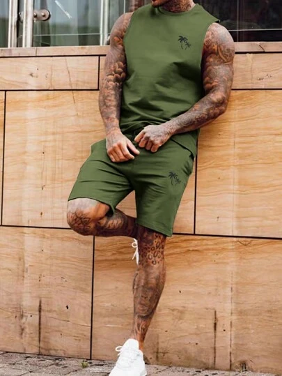 Manfinity RSRT Men Tropical Print Tank Top & Drawstring Waist Shorts, Men Green Short Set, Men Two Piece Casual Short Sets, Black Green Orange Short Set For Men, Dark Green Shorts Men